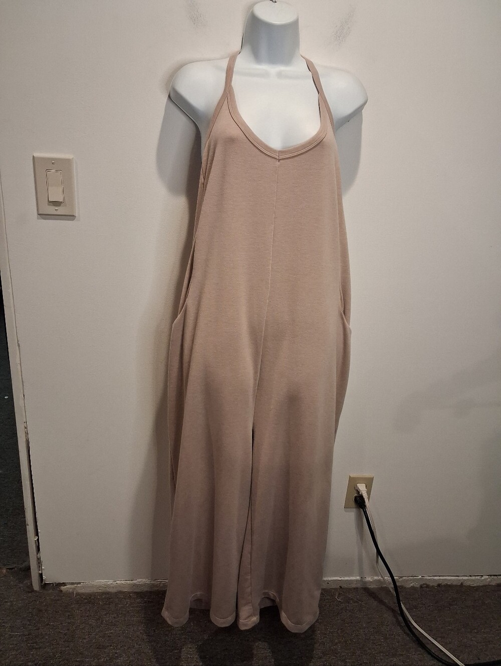 Sundry Size XL Beige Wide Leg Cozy Knit Jumpsuit W/pockets